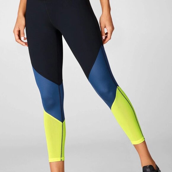 Fabletics PowerHold High-Waisted 7/8 Leggings Women’s Size Medium - Picture 10 of 10